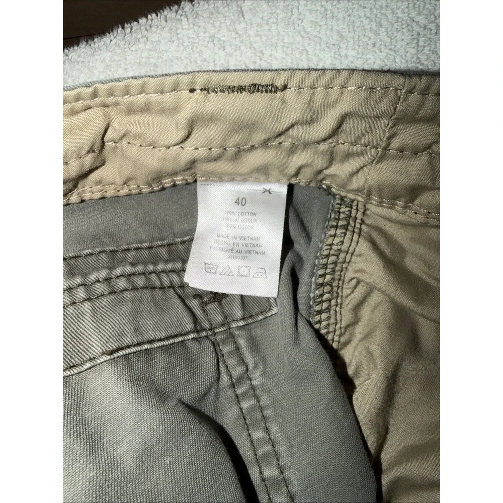 Unionbay Survivor Cargo Shorts Mens Size 42 Olive Khaki 90s Grunge Y2K - Picture 7 of 7